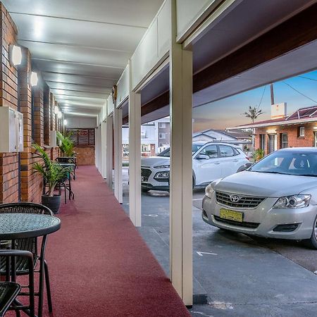 Port Macquarie Motel Экстерьер фото