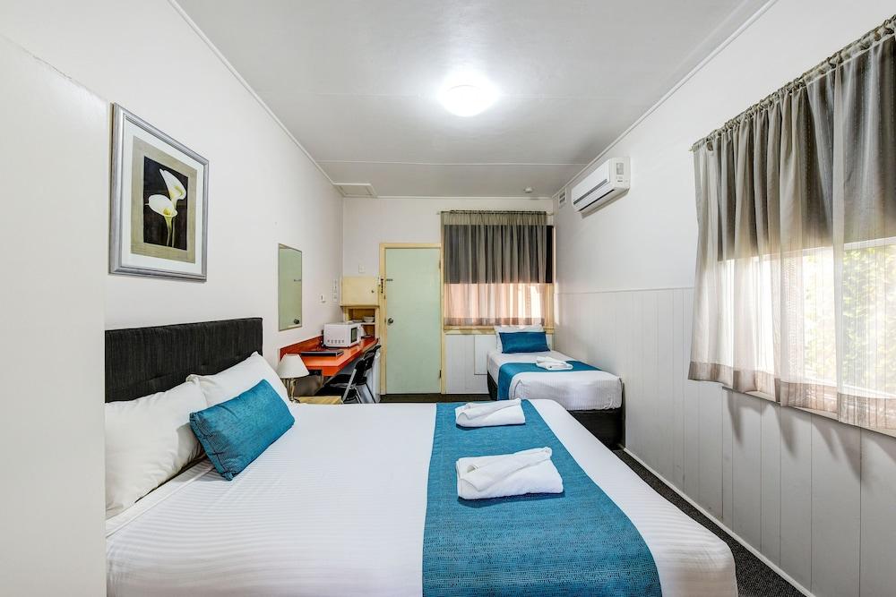 Port Macquarie Motel Экстерьер фото